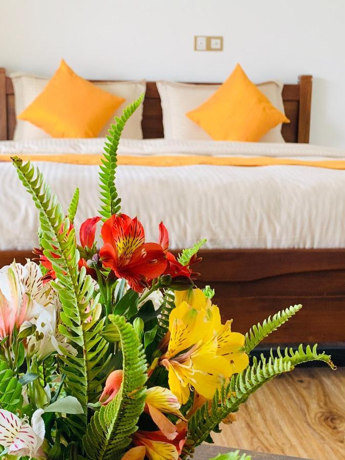 Andora Nuwara Eliya Hotel Bagian luar foto