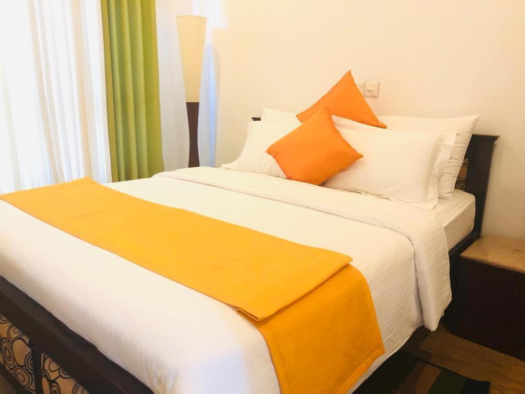 Andora Nuwara Eliya Hotel Bagian luar foto