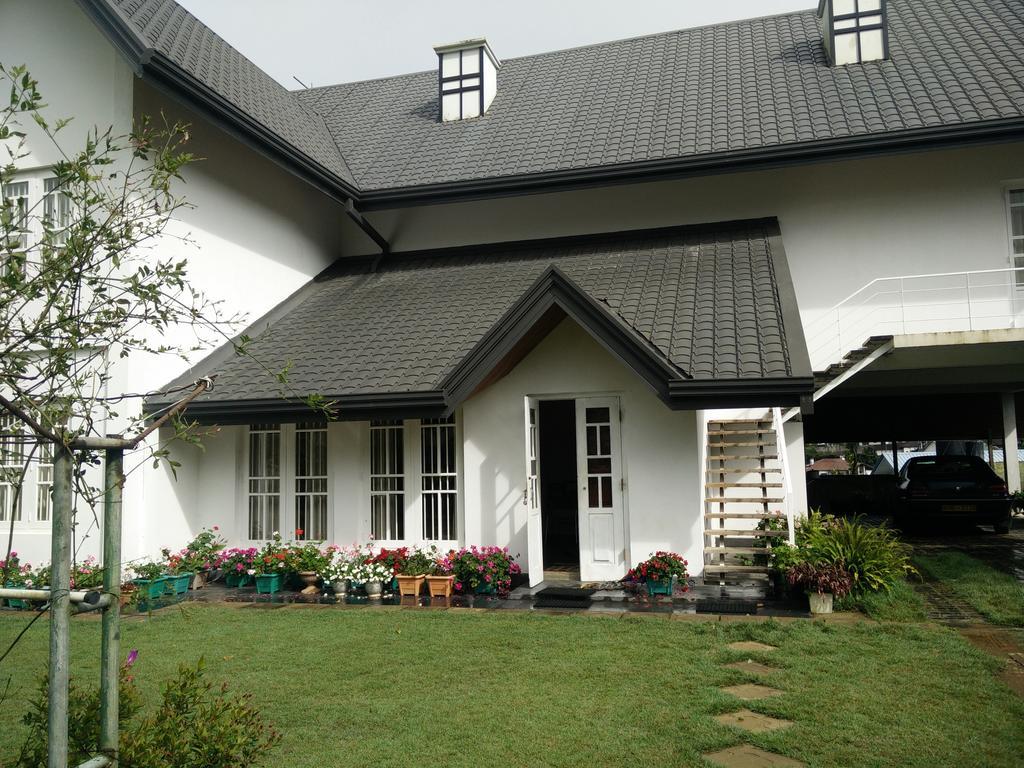 Andora Nuwara Eliya Hotel Bagian luar foto